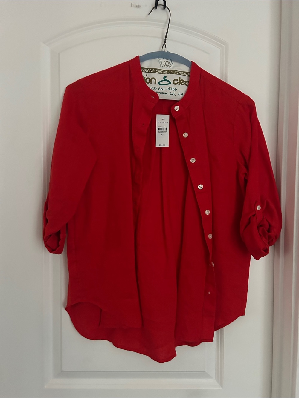 Ann Taylor Red Button-Front Women's Shirt